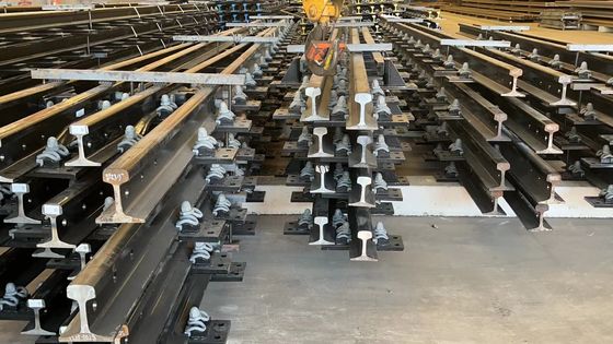 EN Standard En 49E2 (U33) Steel Rail from China