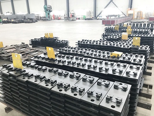 Customized Q235 or Q345 Steel Crane Rail Sole Plate and Base Plate